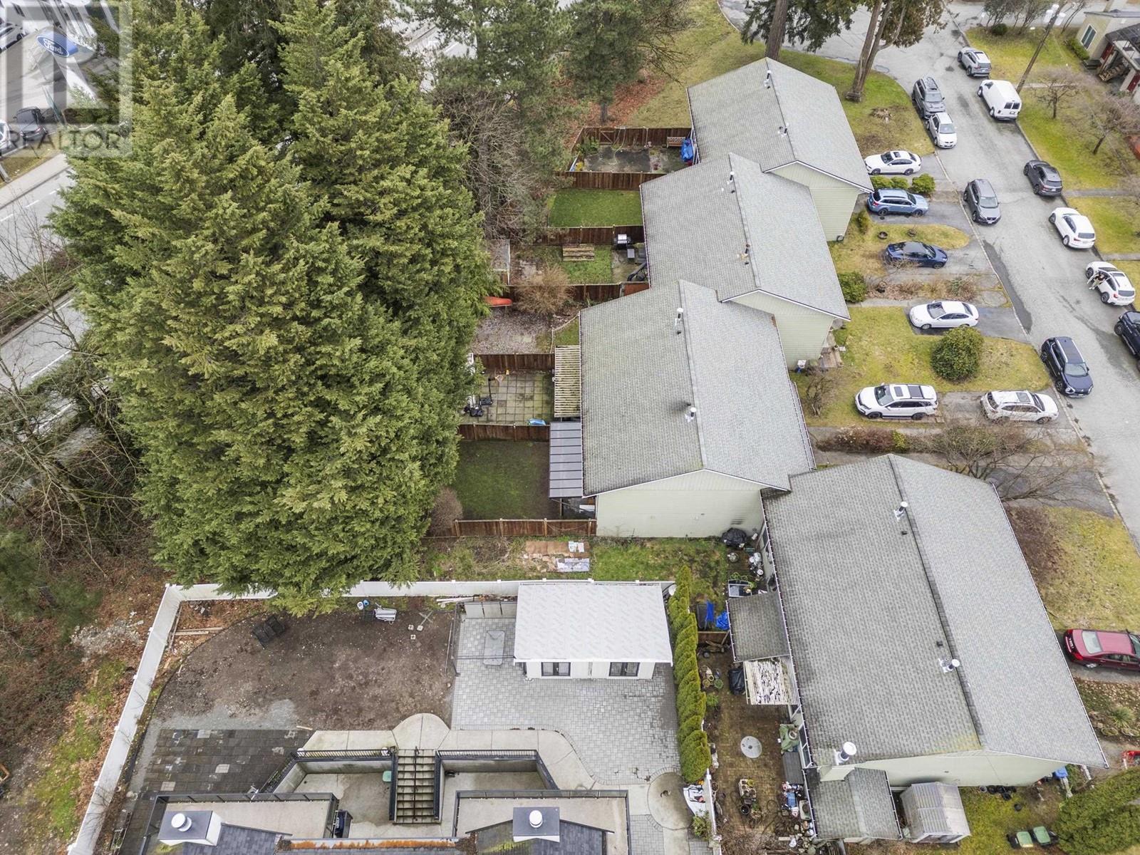 2541 Gordon Avenue, Port Coquitlam, British Columbia  V3C 3Z3 - Photo 4 - R2972159