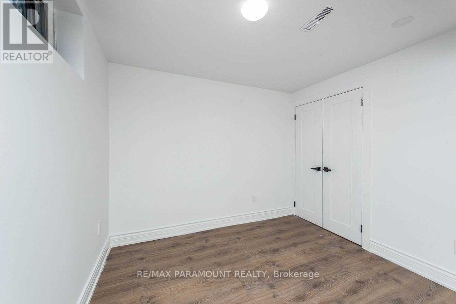 6 Arkley Crescent, Toronto, Ontario  M9R 3S3 - Photo 34 - W12000743