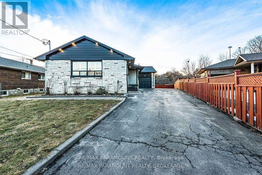 Property at 6 ARKLEY CRESCENT image 4