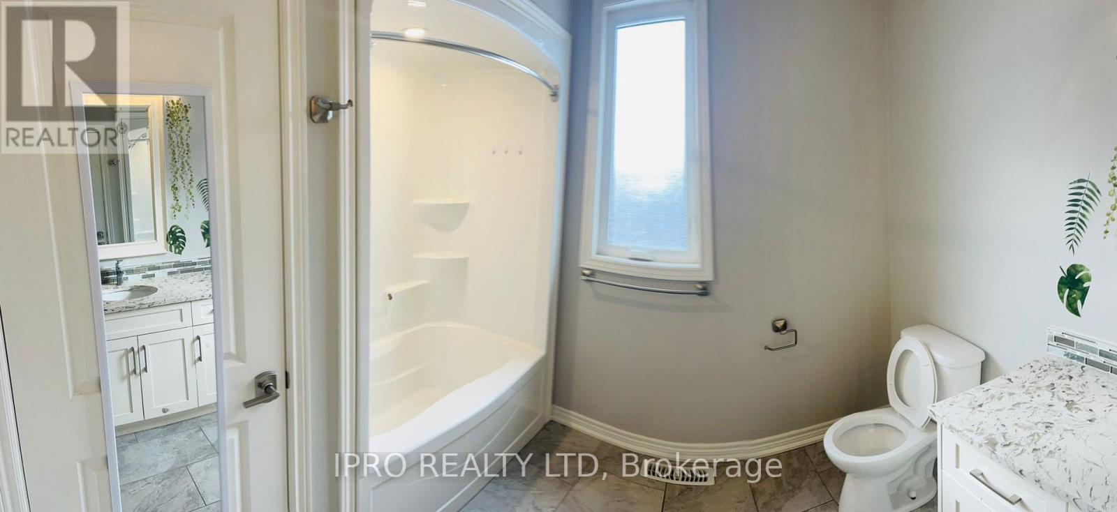 22 Elm Street, St. Catharines, Ontario  L2P 2B7 - Photo 12 - X12000749