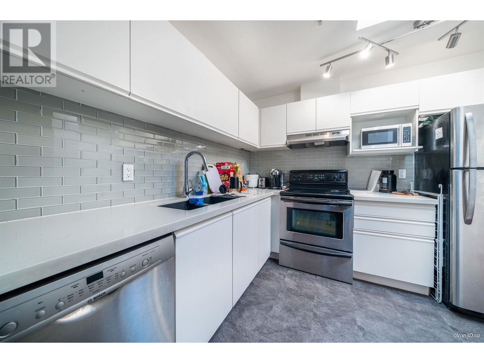 A308 40100 Willow Crescent, Squamish, British Columbia  V8B 0L8 - Photo 9 - R2973272