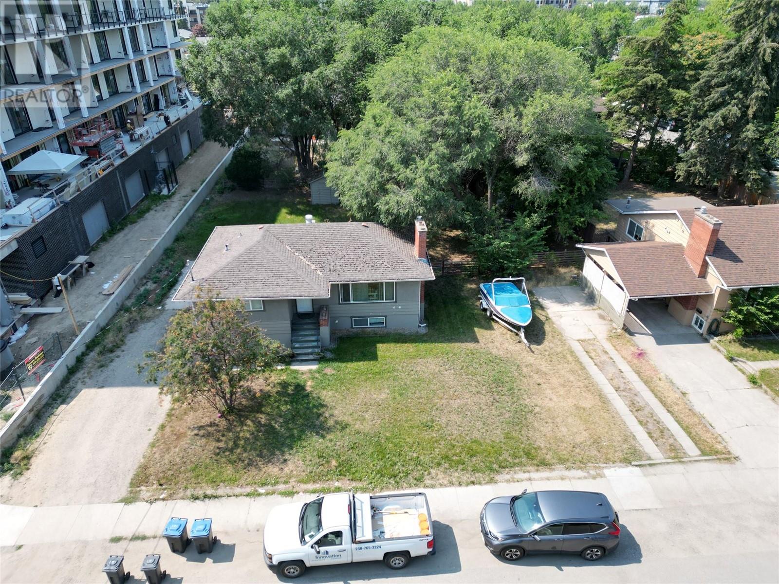 Property at 1269 Belaire Avenue image 1