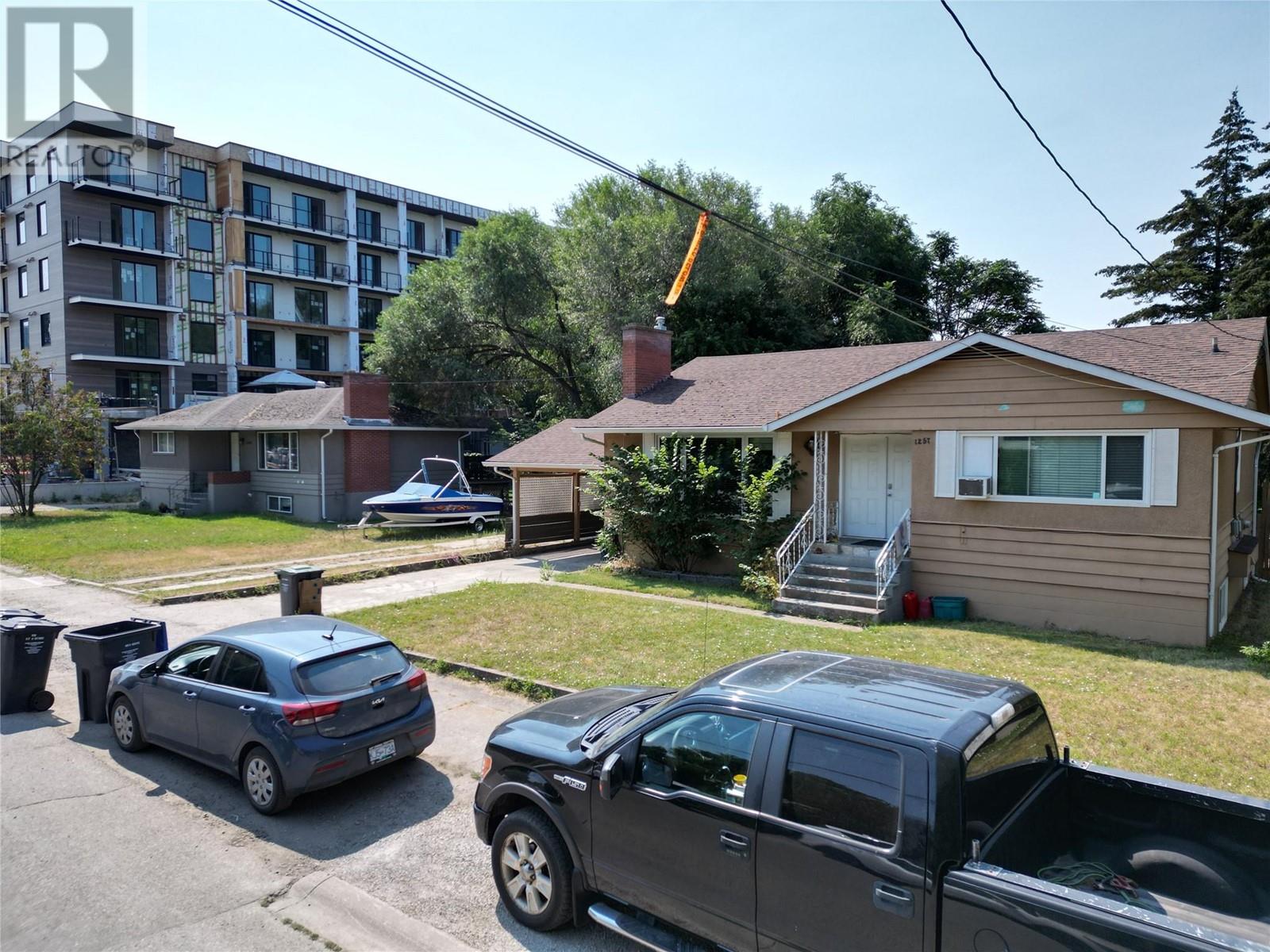Property at 1269 Belaire Avenue image 5