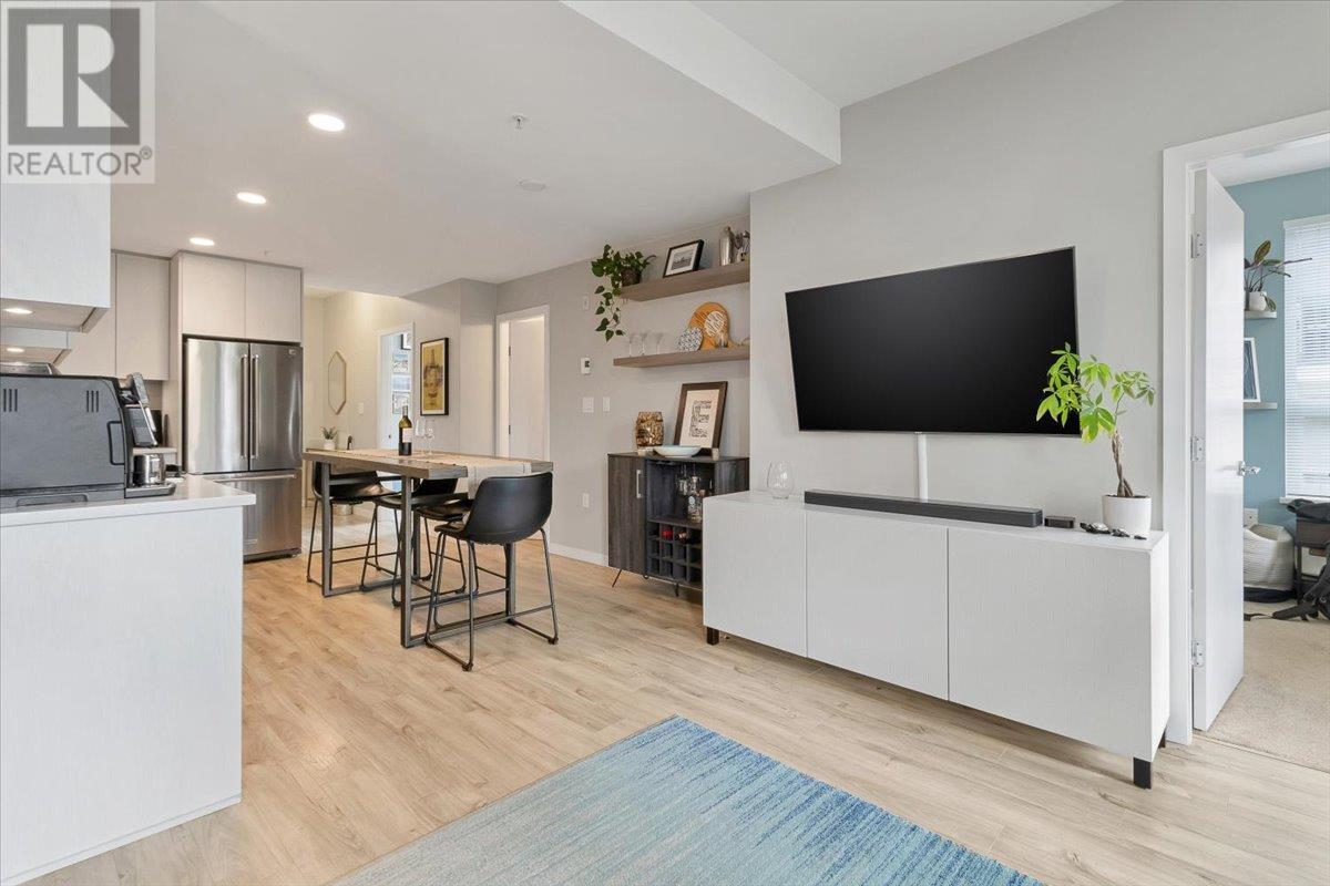 213 621 Regan Avenue, Coquitlam, British Columbia  V3J 0K1 - Photo 6 - R2973261