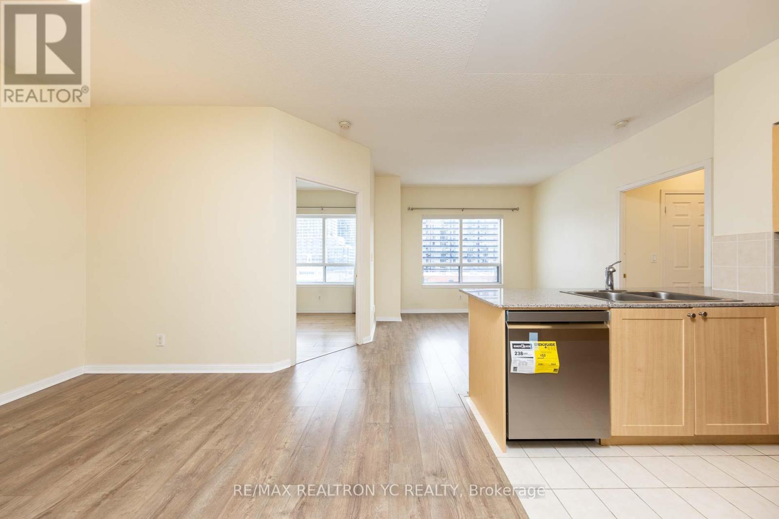 Ph16 - 5940 Yonge Street, Toronto, Ontario  M2M 4M6 - Photo 6 - C12000783