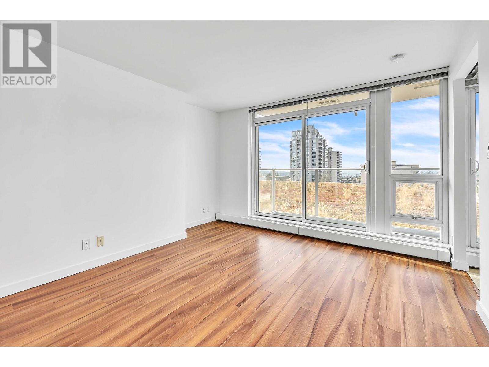 402 135 E 17th Street, North Vancouver, British Columbia  V7L 0C4 - Photo 11 - R2973616