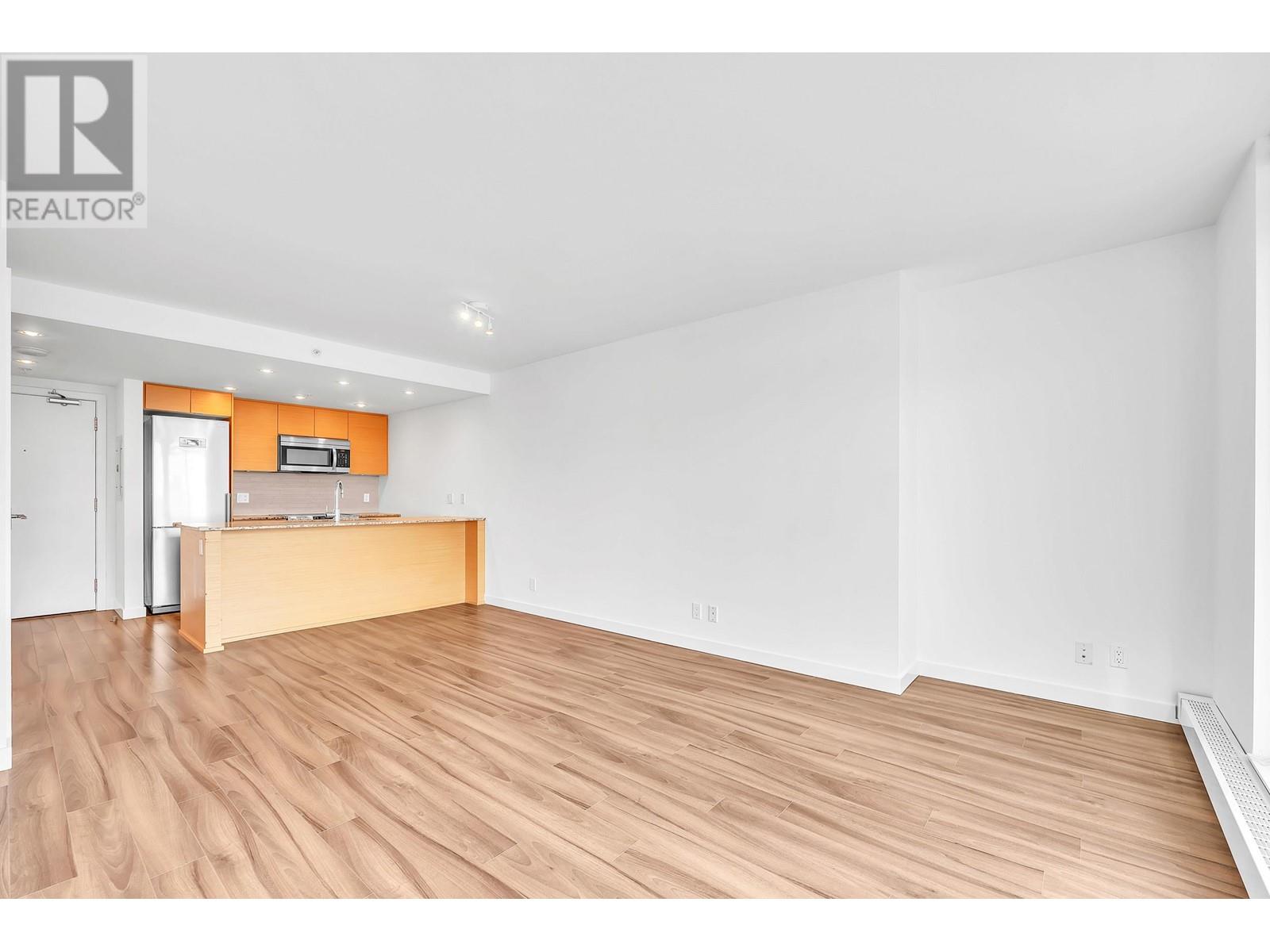 402 135 E 17th Street, North Vancouver, British Columbia  V7L 0C4 - Photo 13 - R2973616