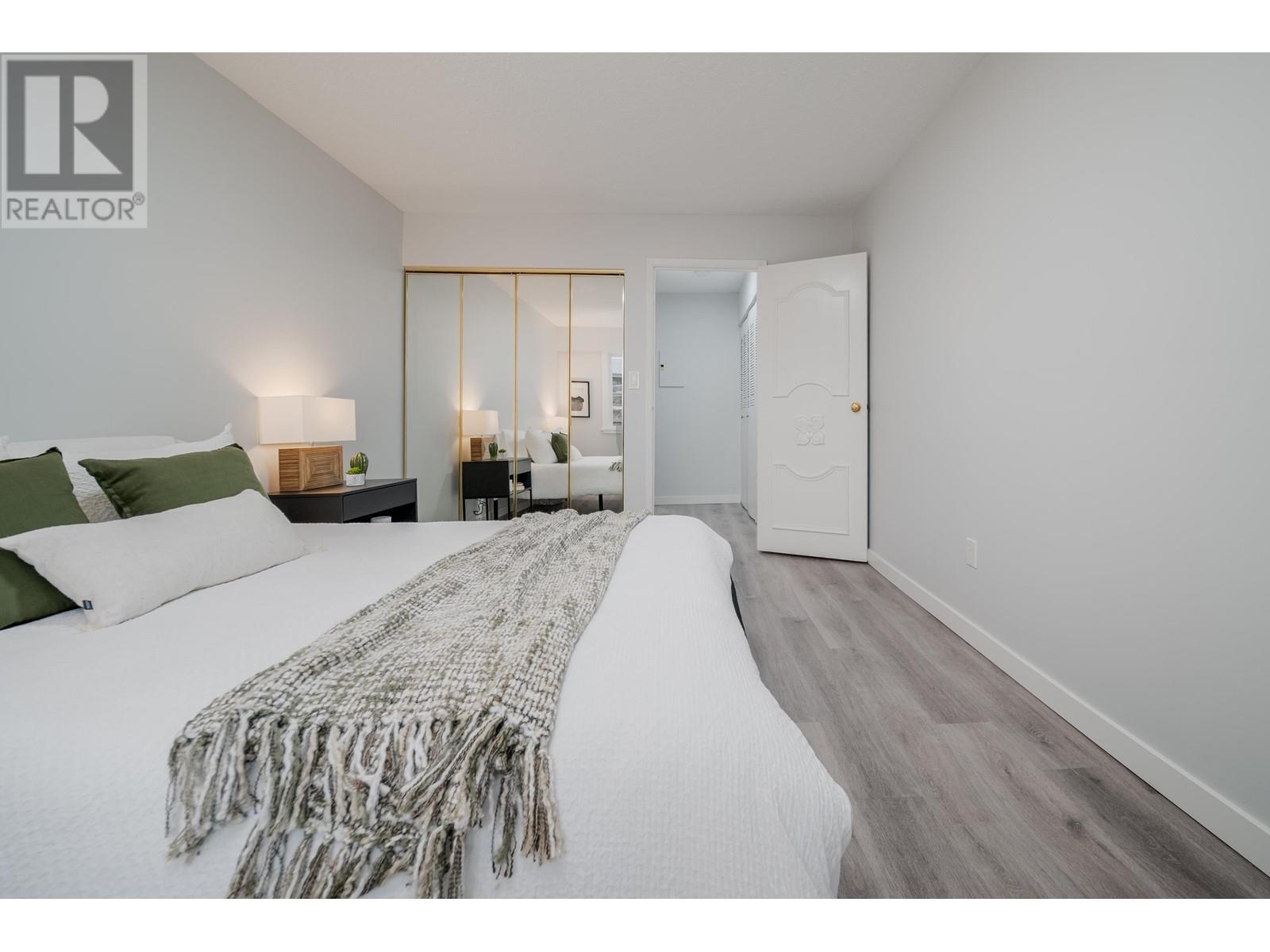 Listing Picture 15 of 21 : 202 2424 CYPRESS STREET, Vancouver / 溫哥華 - 魯藝地產 Yvonne Lu Group - MLS Medallion Club Member