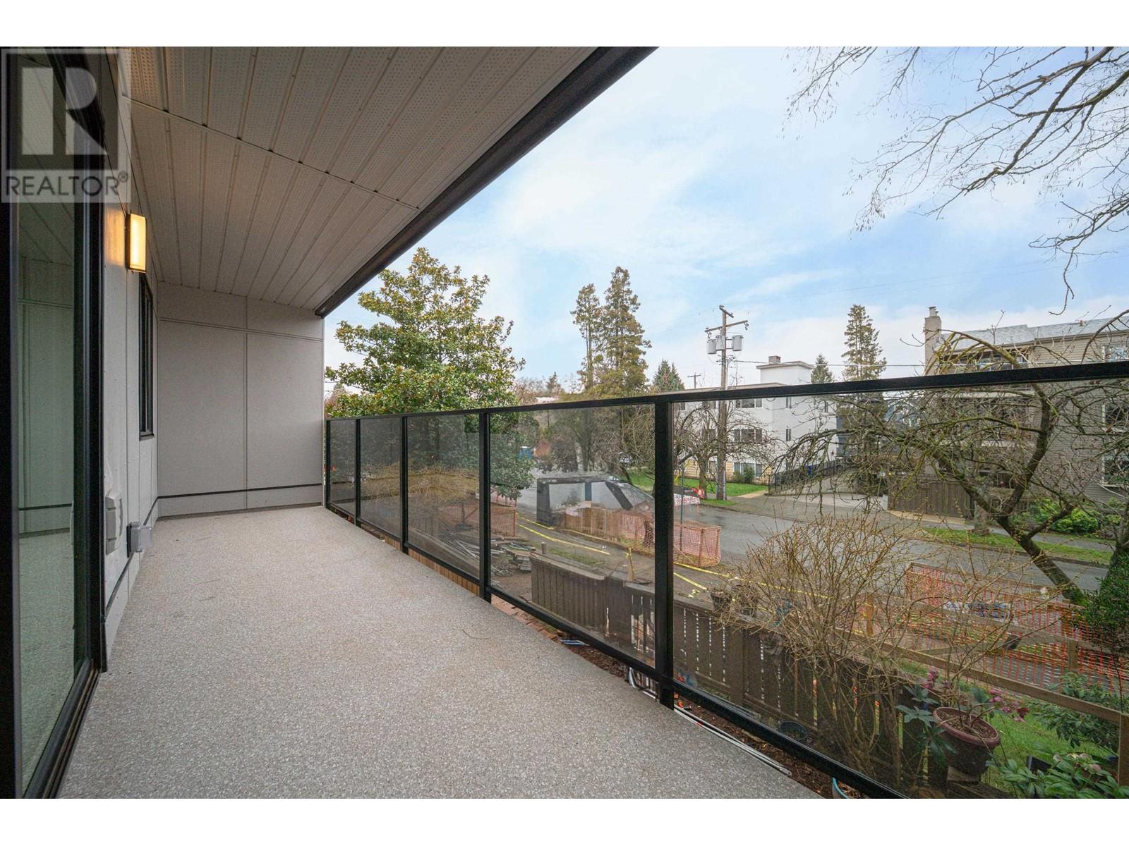 Listing Picture 20 of 21 : 202 2424 CYPRESS STREET, Vancouver / 溫哥華 - 魯藝地產 Yvonne Lu Group - MLS Medallion Club Member