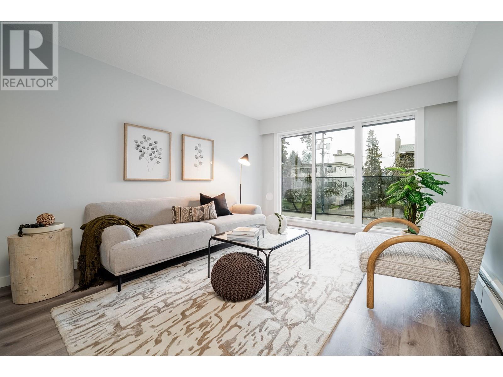 Listing Picture 4 of 21 : 202 2424 CYPRESS STREET, Vancouver / 溫哥華 - 魯藝地產 Yvonne Lu Group - MLS Medallion Club Member