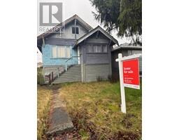 2117 E 54TH AVENUE, Vancouver, British Columbia
