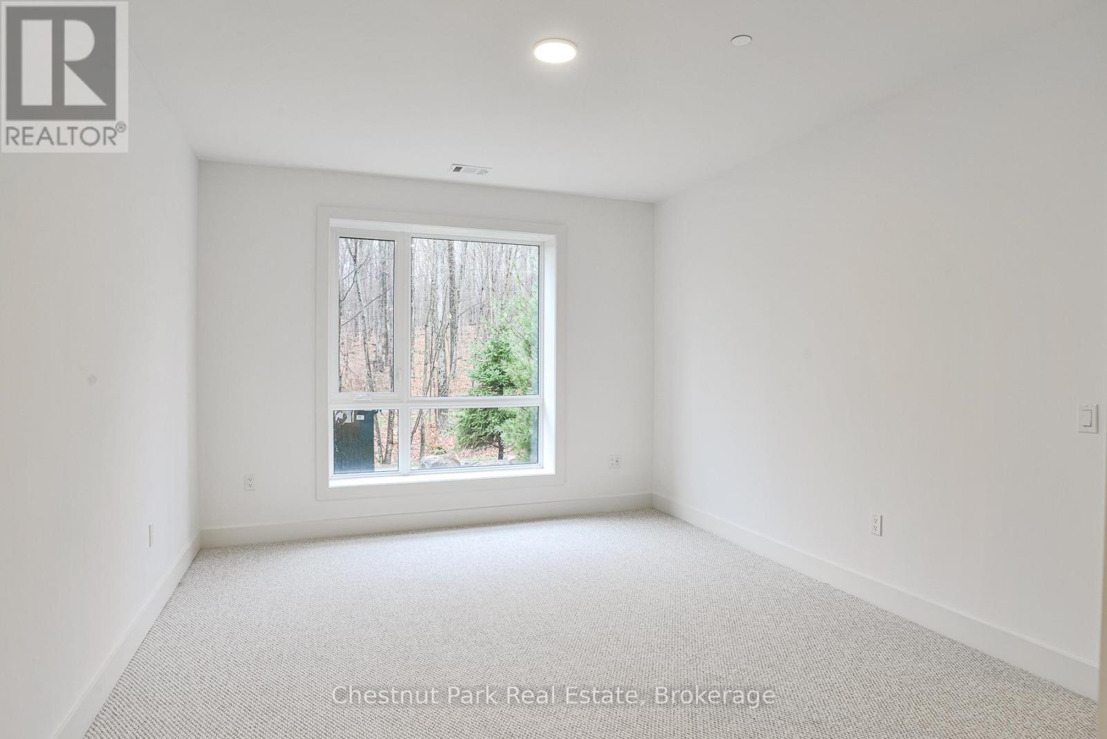 105 - 18 Campus Trail, Huntsville, Ontario  P1H 0K2 - Photo 11 - X12000808