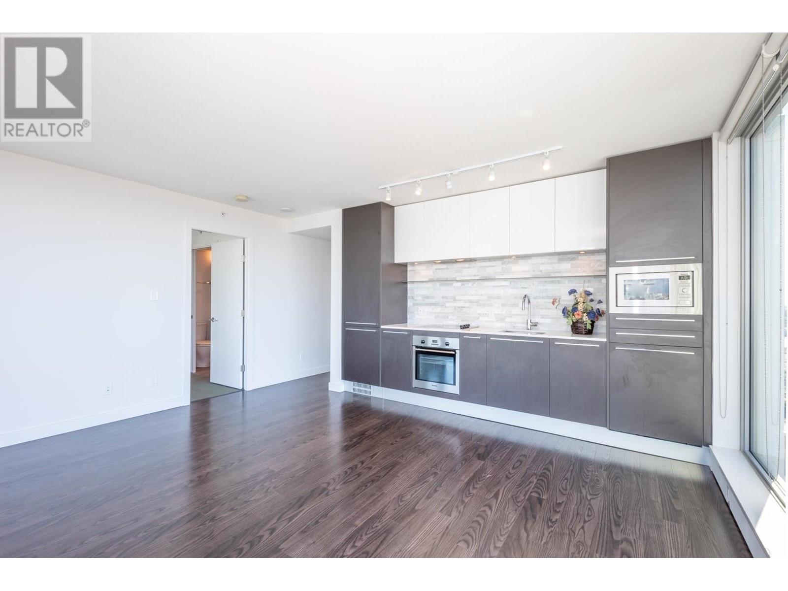 2402 8131 Nunavut Lane, Vancouver, British Columbia  V5X 0E2 - Photo 8 - R2973291