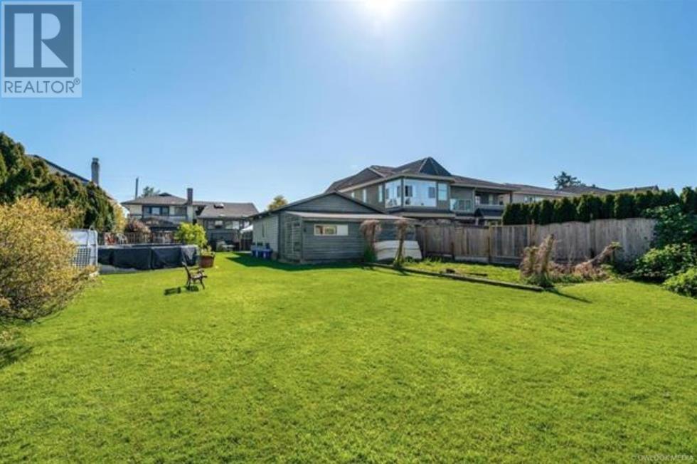 Listing Picture 15 of 15 : 7491 MONTANA ROAD, Richmond / 烈治文 - 魯藝地產 Yvonne Lu Group - MLS Medallion Club Member
