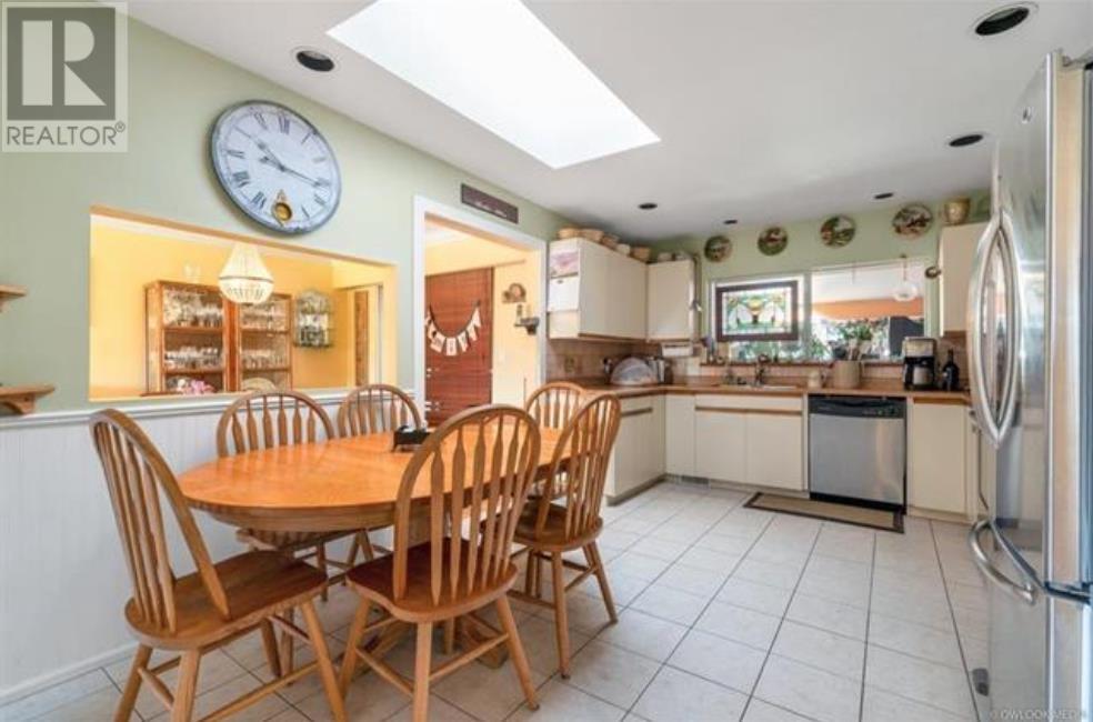 Listing Picture 5 of 15 : 7491 MONTANA ROAD, Richmond / 烈治文 - 魯藝地產 Yvonne Lu Group - MLS Medallion Club Member