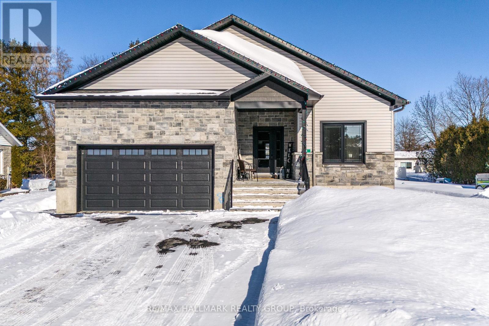 8 CHAMPAGNE EXTENSION STREET, North Stormont, Ontario