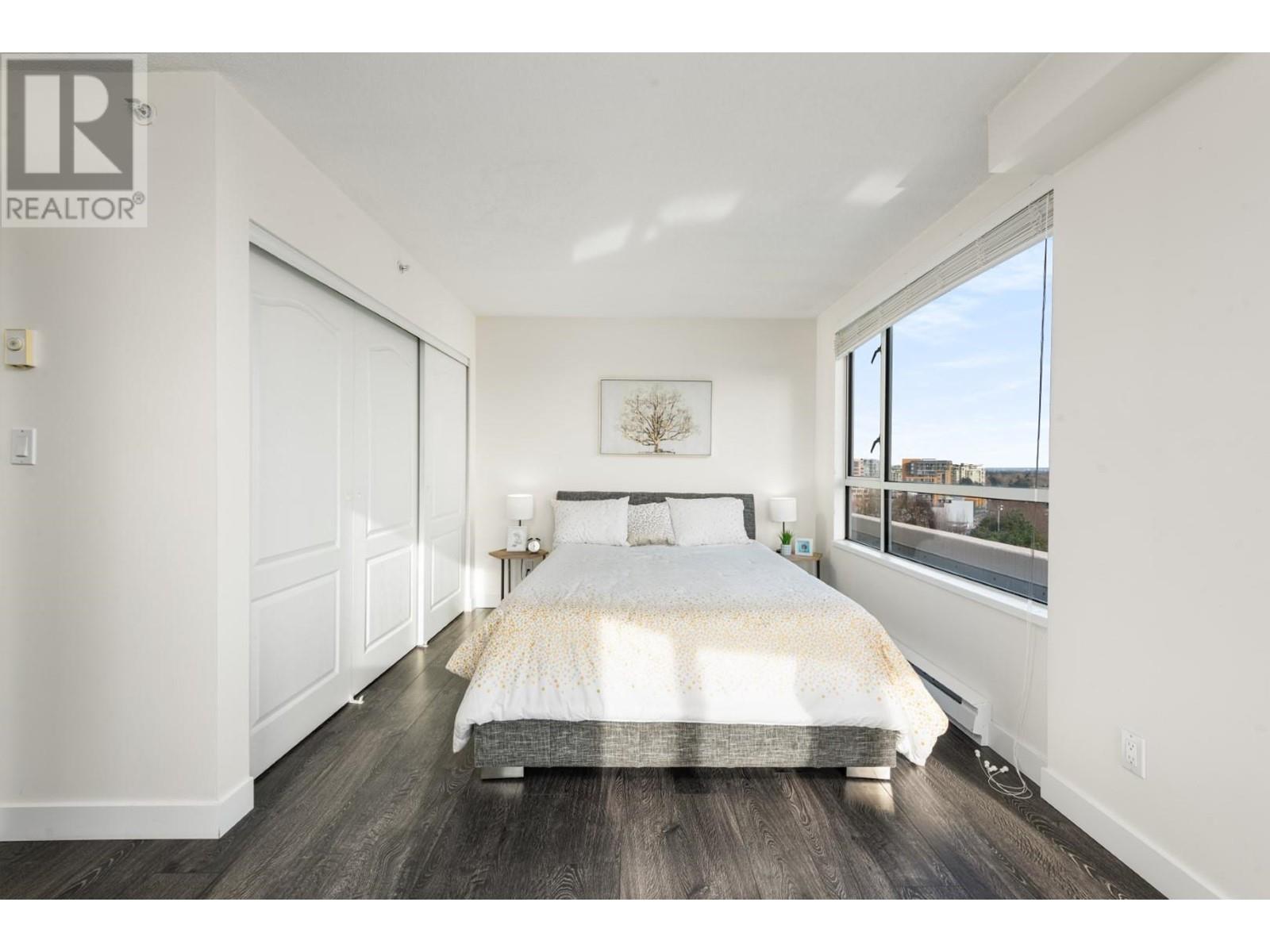 Listing Picture 16 of 40 : 1402 7760 GRANVILLE AVENUE, Richmond / 烈治文 - 魯藝地產 Yvonne Lu Group - MLS Medallion Club Member