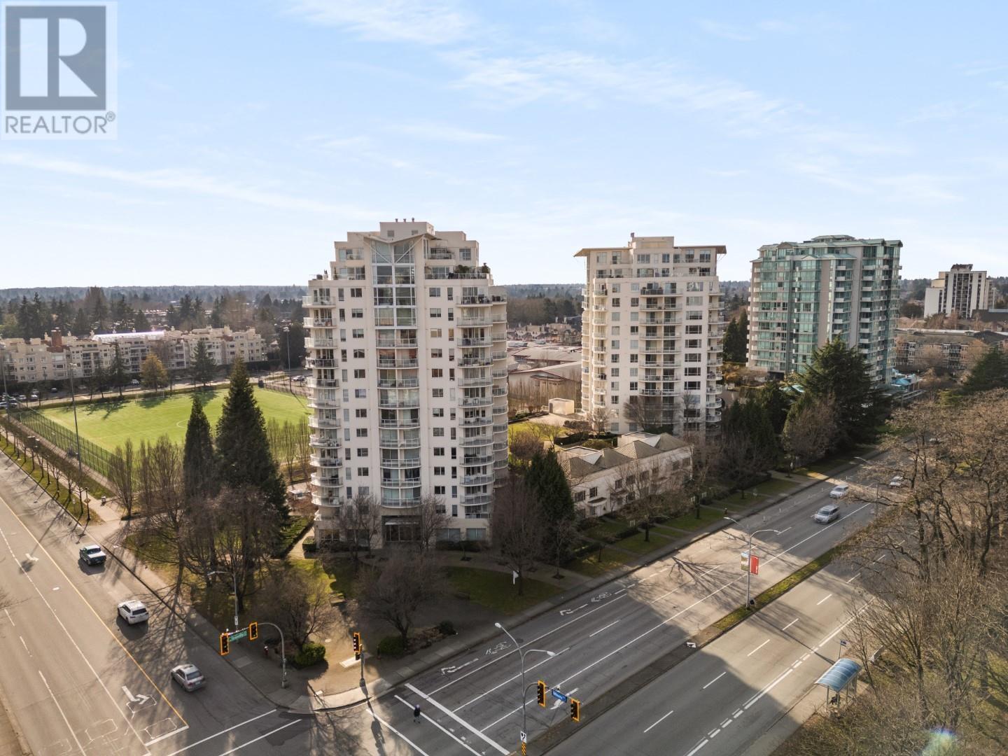 Listing Picture 32 of 40 : 1402 7760 GRANVILLE AVENUE, Richmond / 烈治文 - 魯藝地產 Yvonne Lu Group - MLS Medallion Club Member