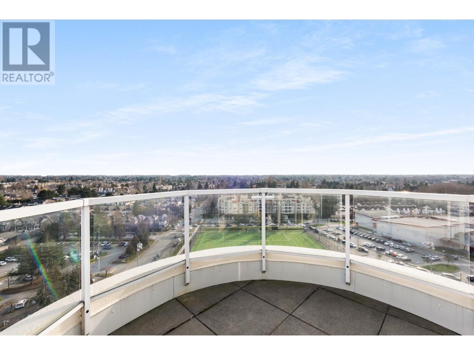 Listing Picture 26 of 40 : 1402 7760 GRANVILLE AVENUE, Richmond / 烈治文 - 魯藝地產 Yvonne Lu Group - MLS Medallion Club Member
