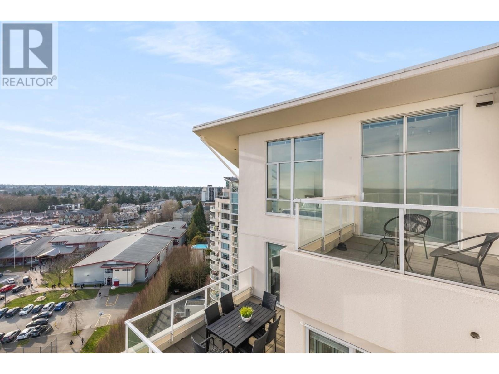 Listing Picture 34 of 40 : 1402 7760 GRANVILLE AVENUE, Richmond / 烈治文 - 魯藝地產 Yvonne Lu Group - MLS Medallion Club Member