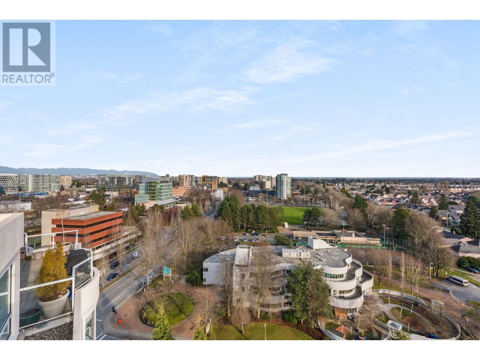 Listing Picture 39 of 40 : 1402 7760 GRANVILLE AVENUE, Richmond / 烈治文 - 魯藝地產 Yvonne Lu Group - MLS Medallion Club Member