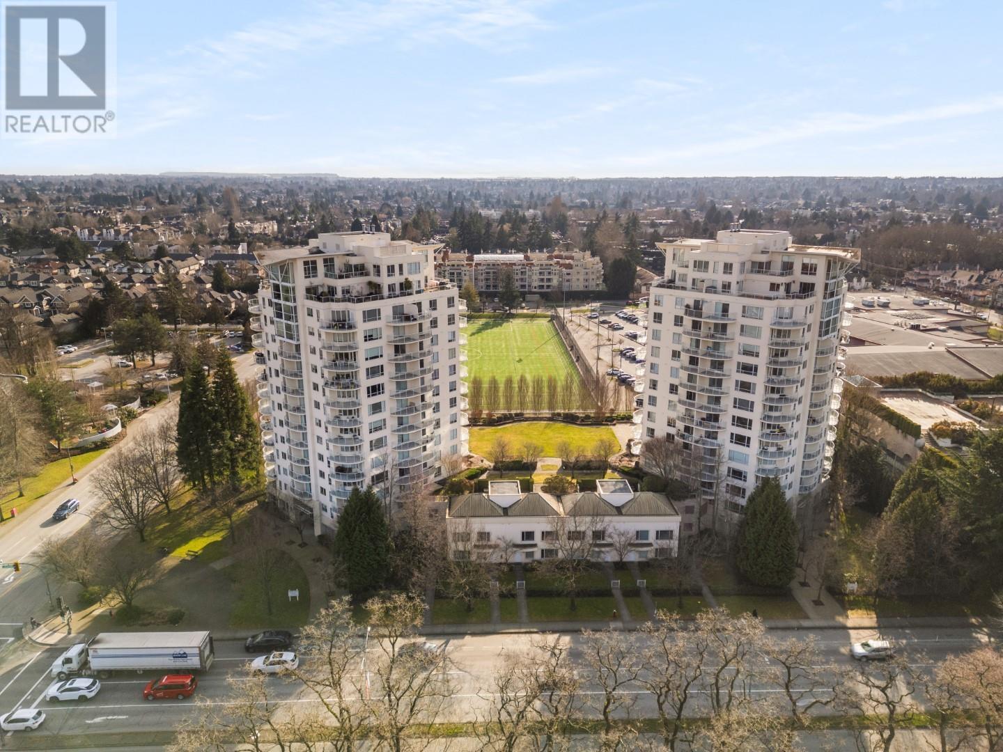 Listing Picture 40 of 40 : 1402 7760 GRANVILLE AVENUE, Richmond / 烈治文 - 魯藝地產 Yvonne Lu Group - MLS Medallion Club Member