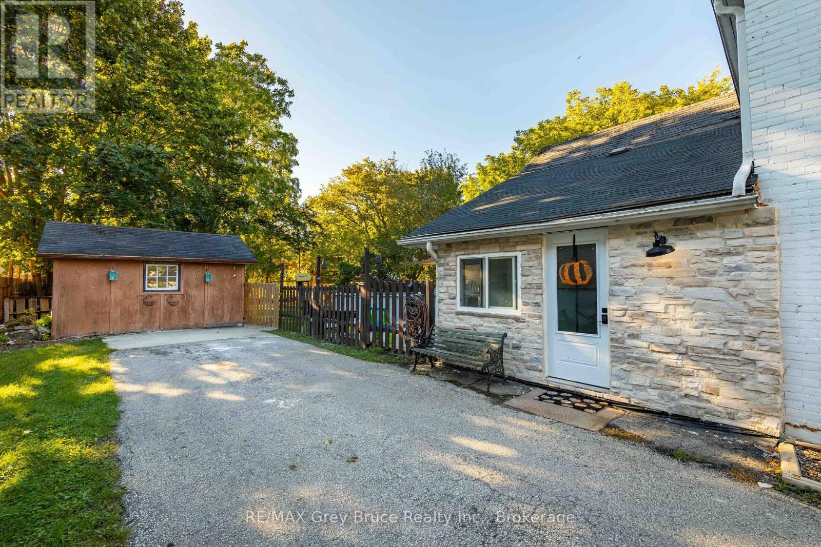 1050 2nd Avenue W, Owen Sound, Ontario  N4K 4M9 - Photo 4 - X12000845