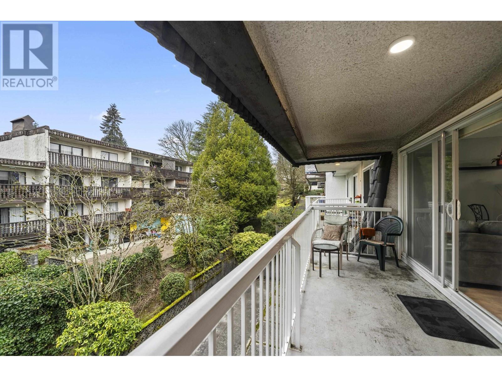 Listing Picture 19 of 29 : 302 371 ELLESMERE AVENUE, Burnaby / 本拿比 - 魯藝地產 Yvonne Lu Group - MLS Medallion Club Member