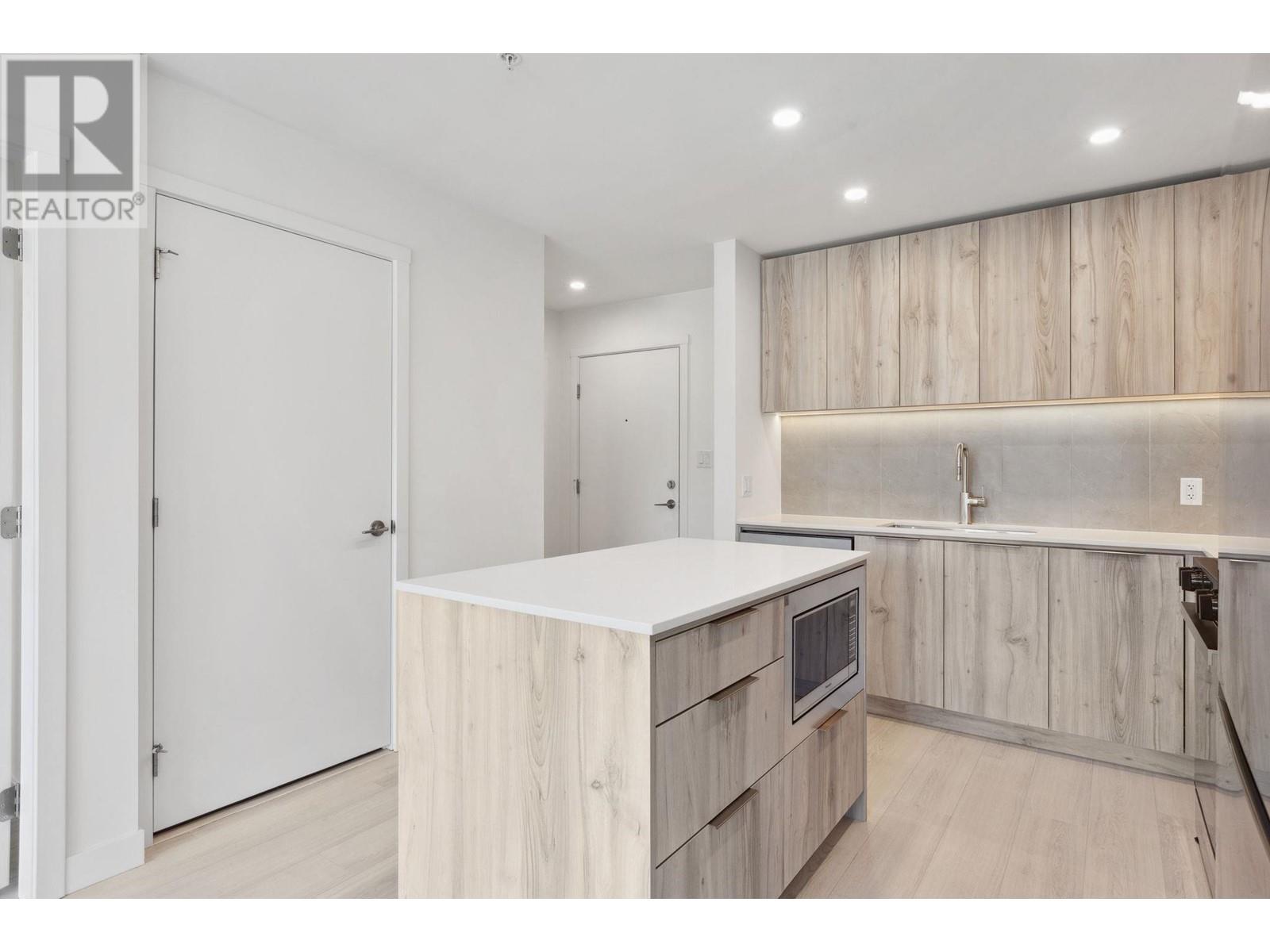 514 3596 Malsum Drive, North Vancouver, British Columbia  V7G 0B5 - Photo 2 - R2973687