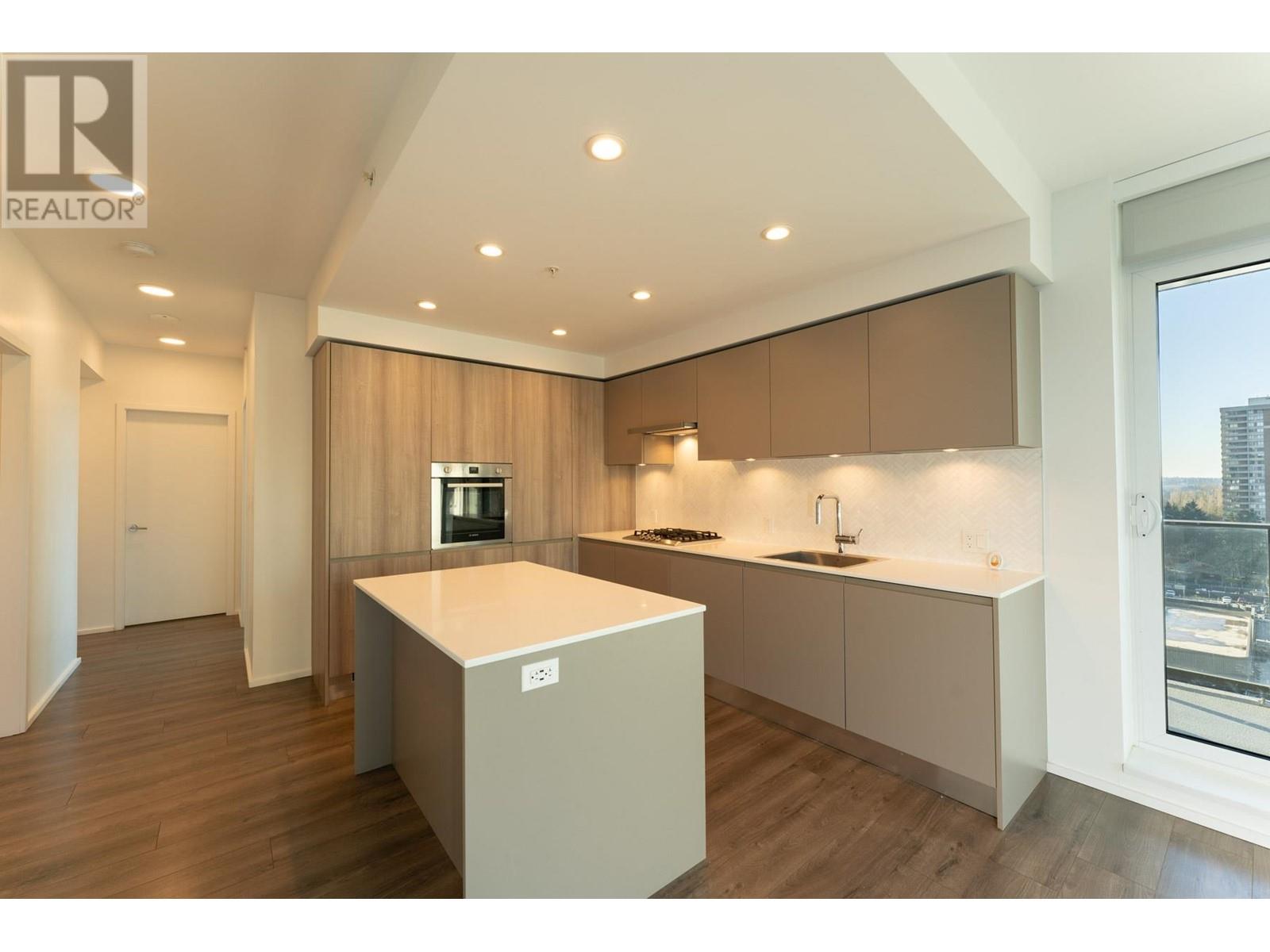 Listing Picture 5 of 25 : 709 3809 EVERGREEN PLACE, Burnaby / 本拿比 - 魯藝地產 Yvonne Lu Group - MLS Medallion Club Member