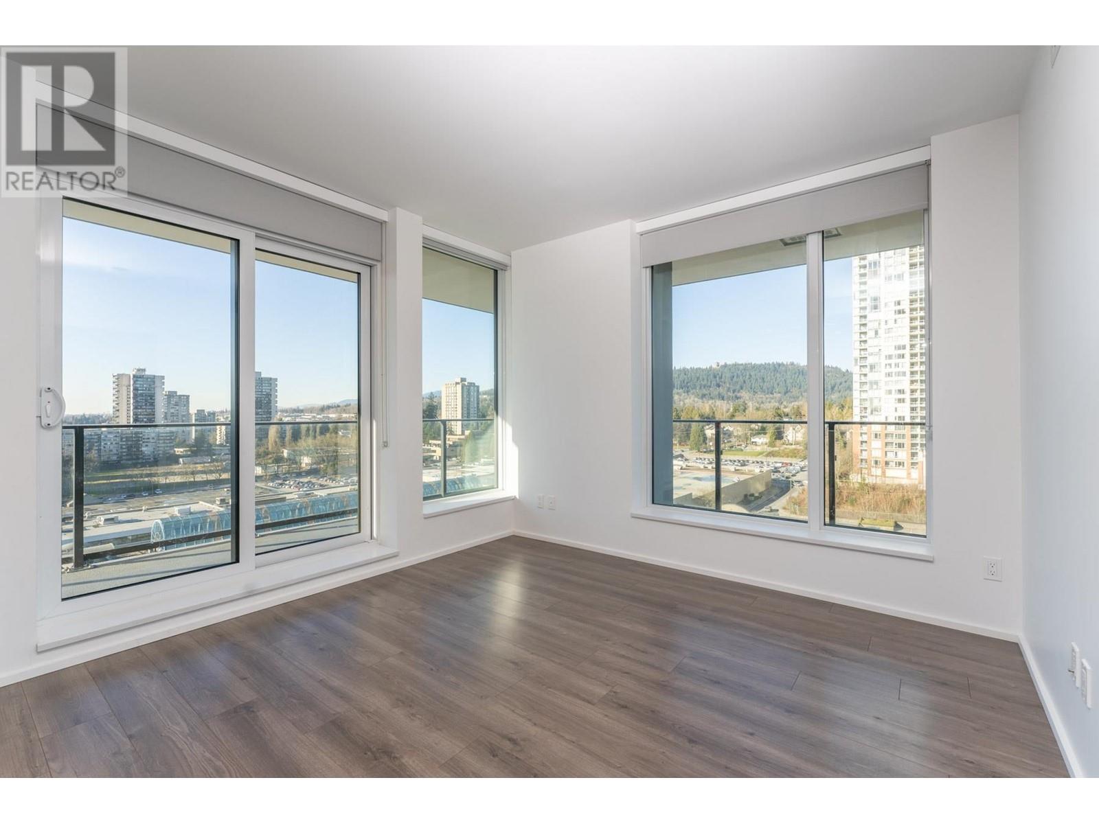 Listing Picture 6 of 25 : 709 3809 EVERGREEN PLACE, Burnaby / 本拿比 - 魯藝地產 Yvonne Lu Group - MLS Medallion Club Member