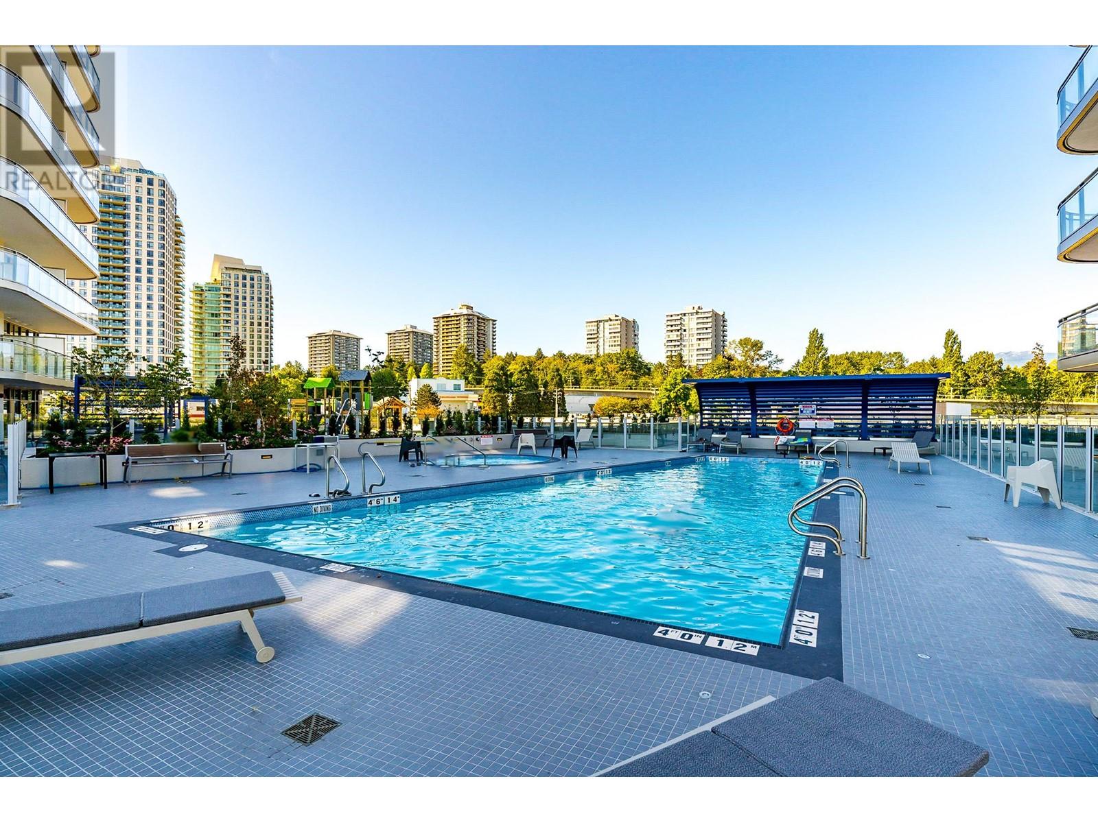 Listing Picture 7 of 40 : 1306 5333 GORING STREET, Burnaby / 本拿比 - 魯藝地產 Yvonne Lu Group - MLS Medallion Club Member