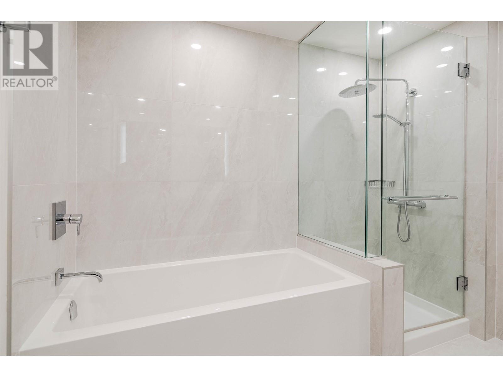 Listing Picture 27 of 40 : 1306 5333 GORING STREET, Burnaby / 本拿比 - 魯藝地產 Yvonne Lu Group - MLS Medallion Club Member