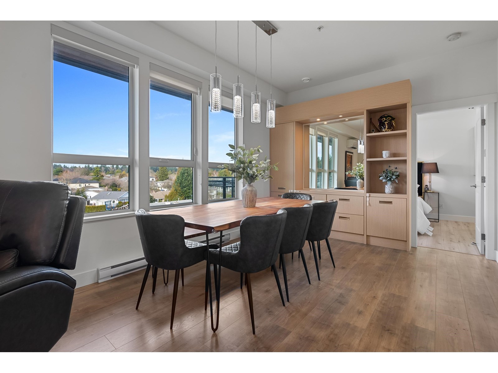 501 14022 North Bluff Road, White Rock, British Columbia  V4B 0B7 - Photo 8 - R2973636