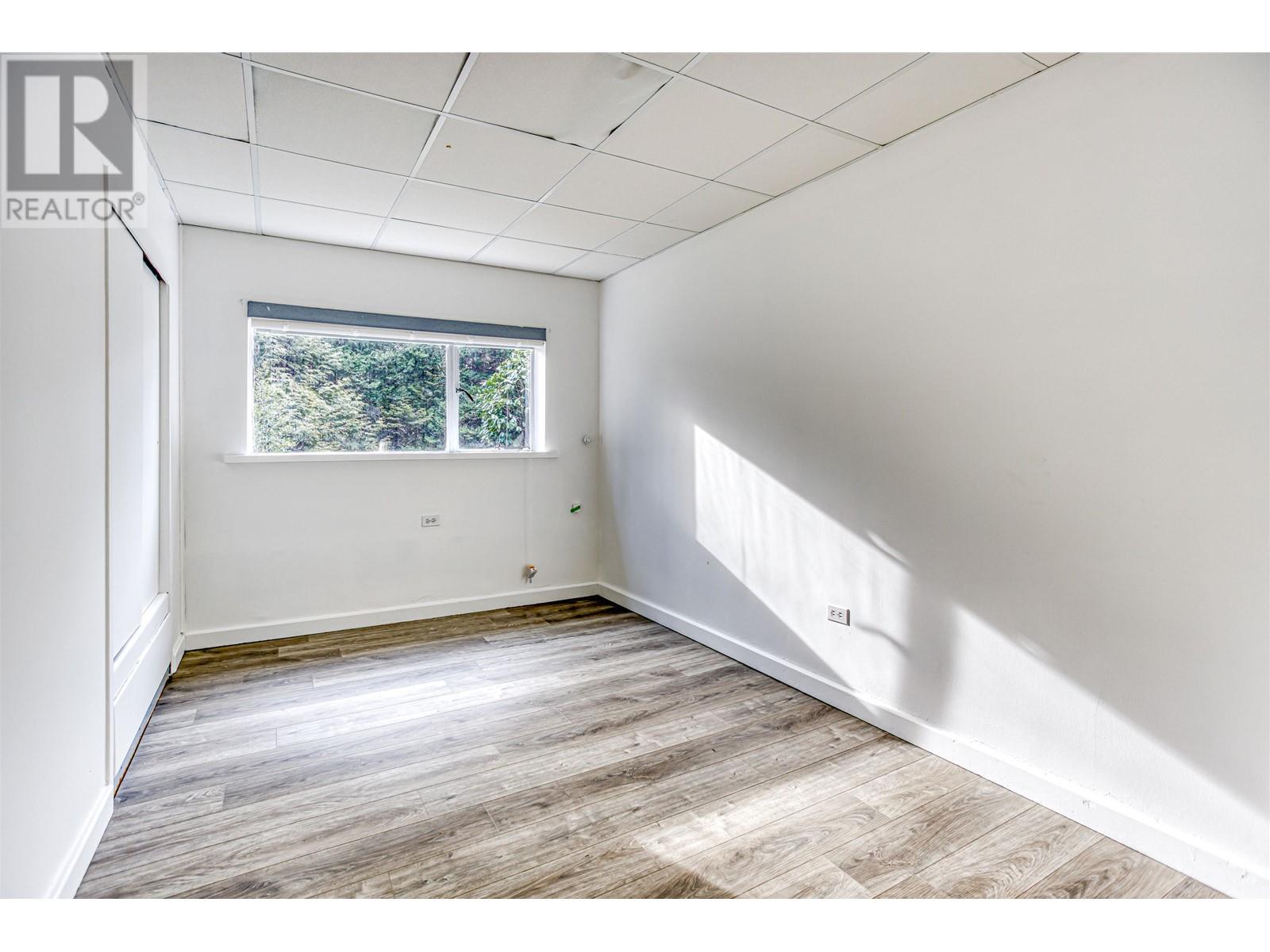 1025 Ridgewood Drive, North Vancouver, British Columbia  V7R 1H9 - Photo 17 - R2973641