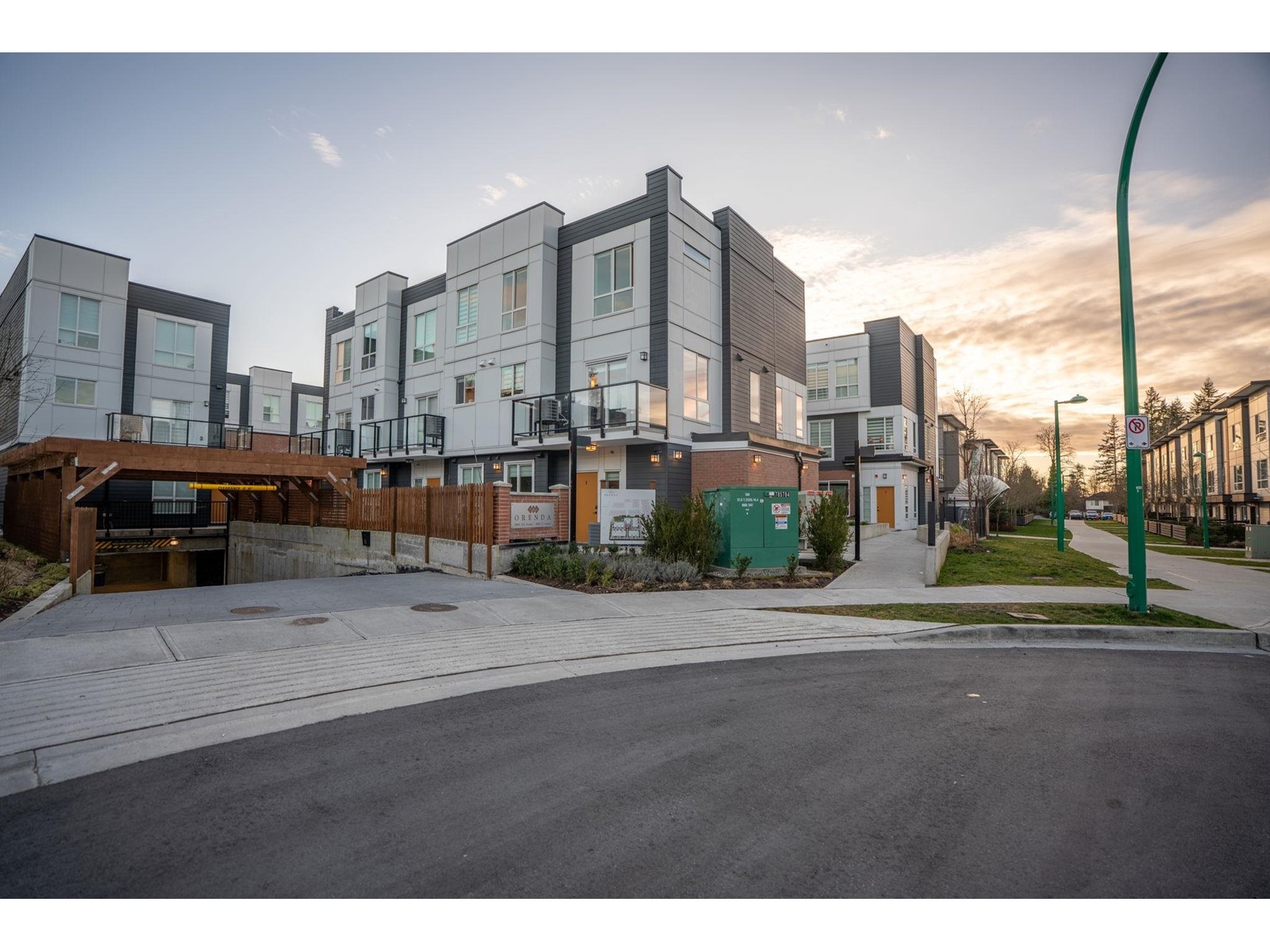 2 18850 72a Avenue, Surrey, British Columbia  V4N 6X2 - Photo 27 - R2973015
