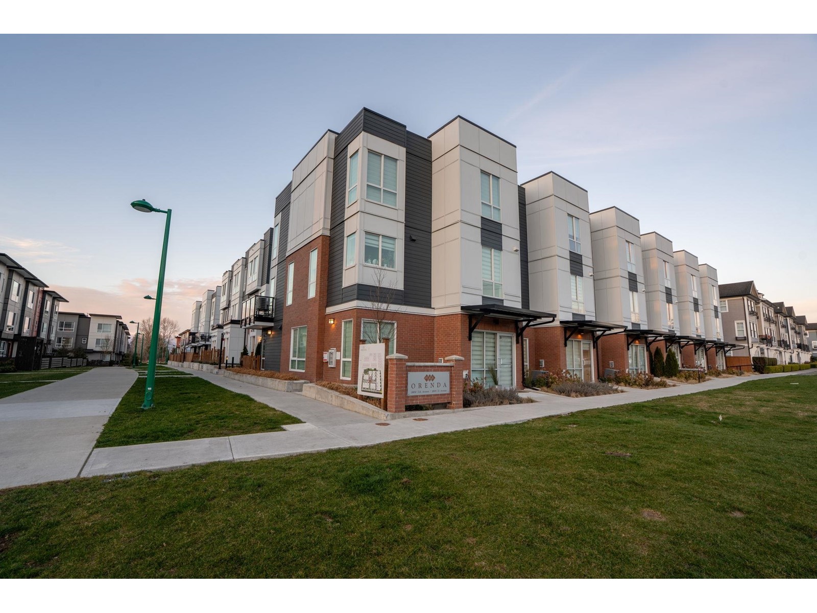 2 18850 72a Avenue, Surrey, British Columbia  V4N 6X2 - Photo 25 - R2973015