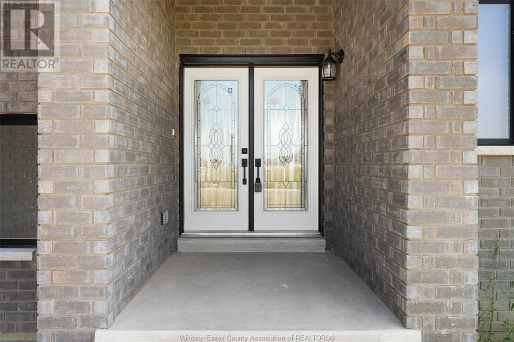 Property at 15 CHERRY BLOSSOM TRAIL image 3