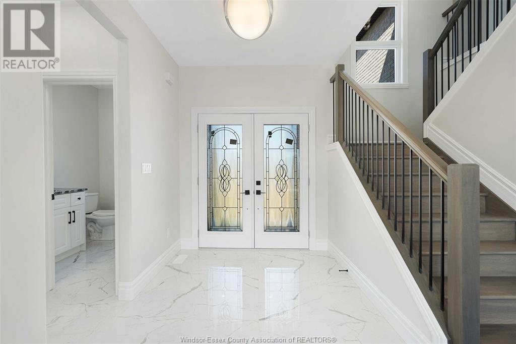 Property at 15 CHERRY BLOSSOM TRAIL image 4