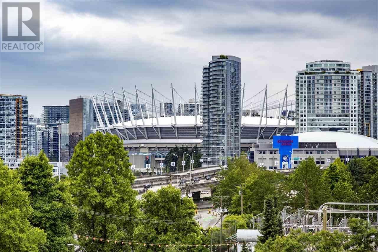 606 221 UNION STREET, Vancouver