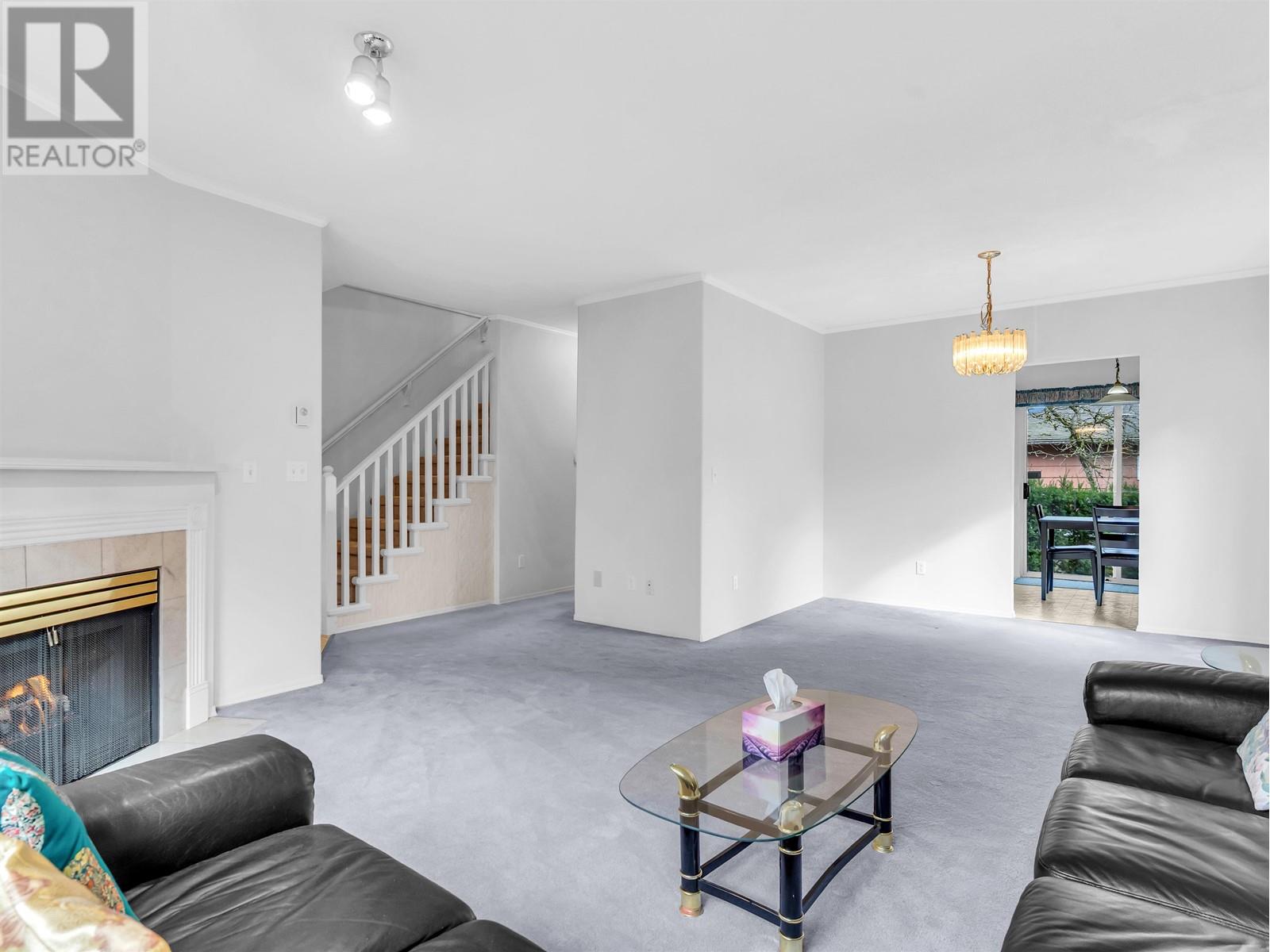 Listing Picture 9 of 40 : 21 3701 THURSTON STREET, Burnaby / 本拿比 - 魯藝地產 Yvonne Lu Group - MLS Medallion Club Member