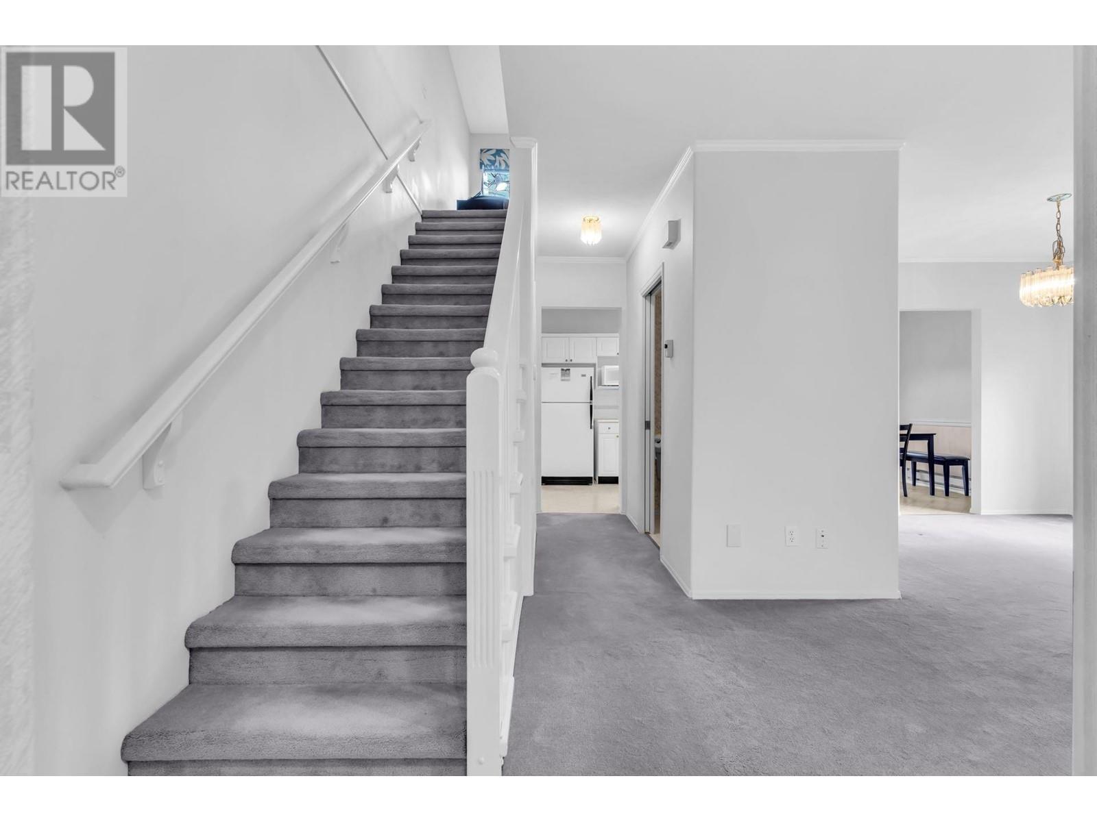 Listing Picture 21 of 40 : 21 3701 THURSTON STREET, Burnaby / 本拿比 - 魯藝地產 Yvonne Lu Group - MLS Medallion Club Member