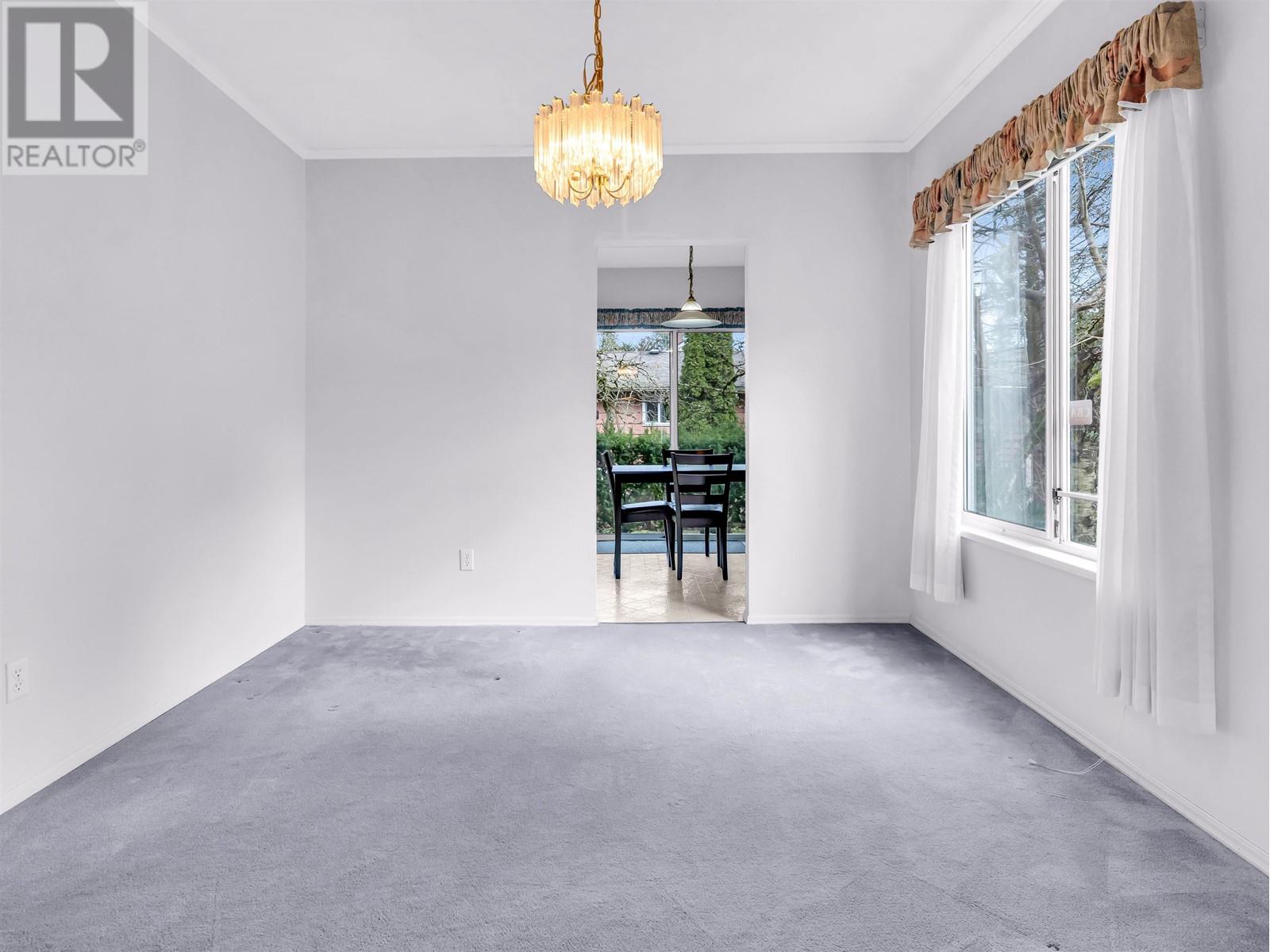 Listing Picture 10 of 40 : 21 3701 THURSTON STREET, Burnaby / 本拿比 - 魯藝地產 Yvonne Lu Group - MLS Medallion Club Member