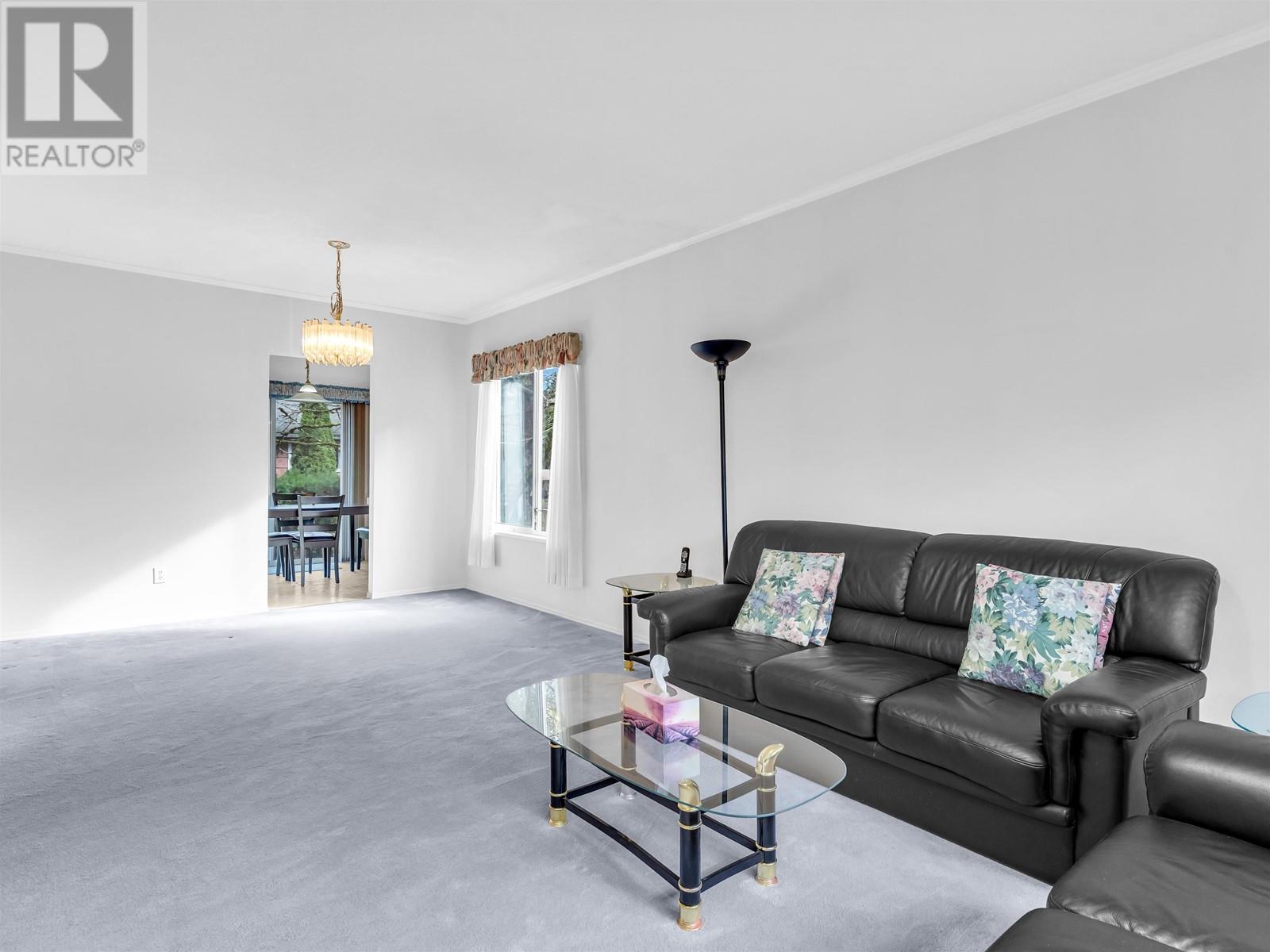 Listing Picture 8 of 40 : 21 3701 THURSTON STREET, Burnaby / 本拿比 - 魯藝地產 Yvonne Lu Group - MLS Medallion Club Member