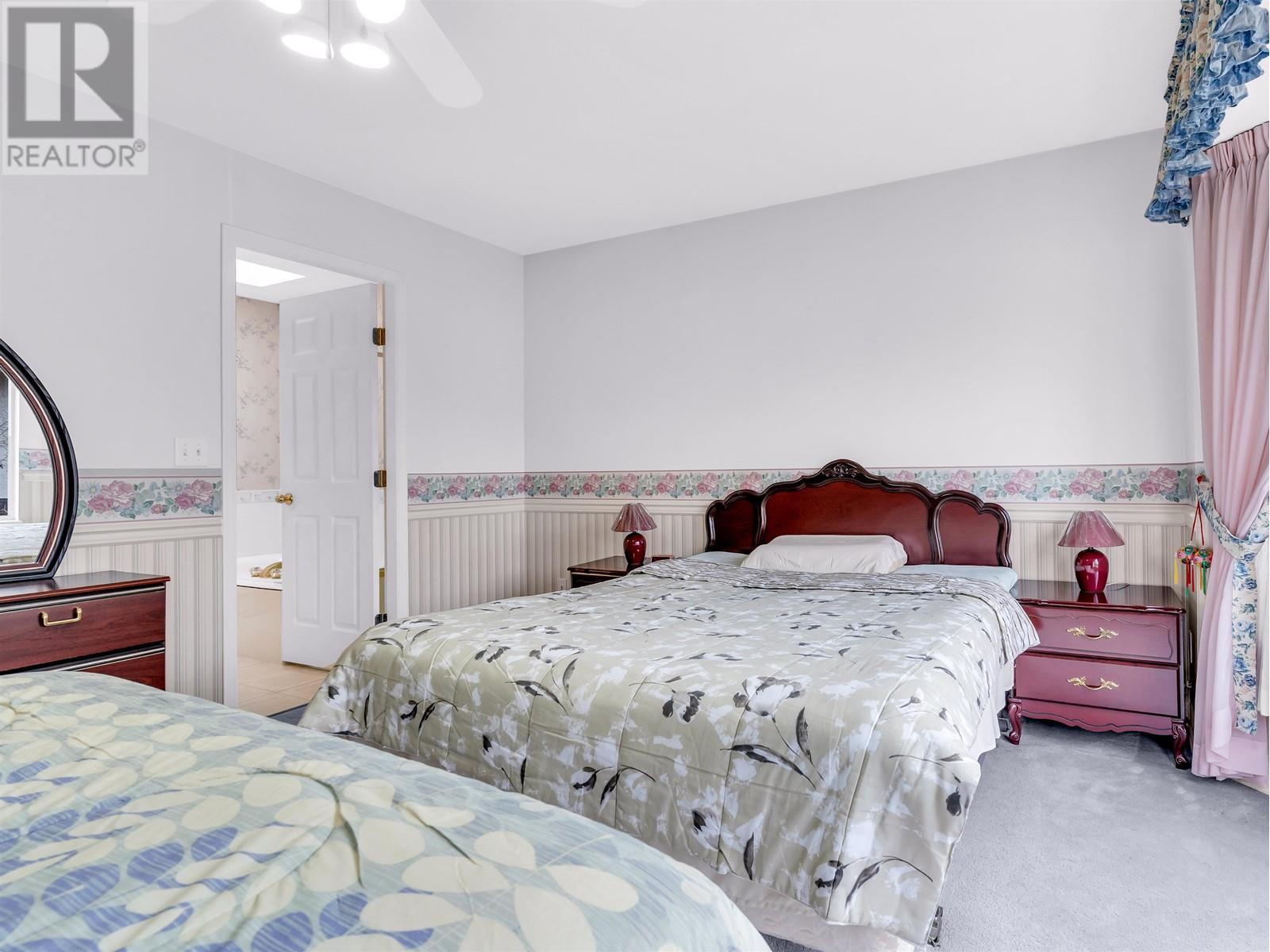Listing Picture 29 of 40 : 21 3701 THURSTON STREET, Burnaby / 本拿比 - 魯藝地產 Yvonne Lu Group - MLS Medallion Club Member