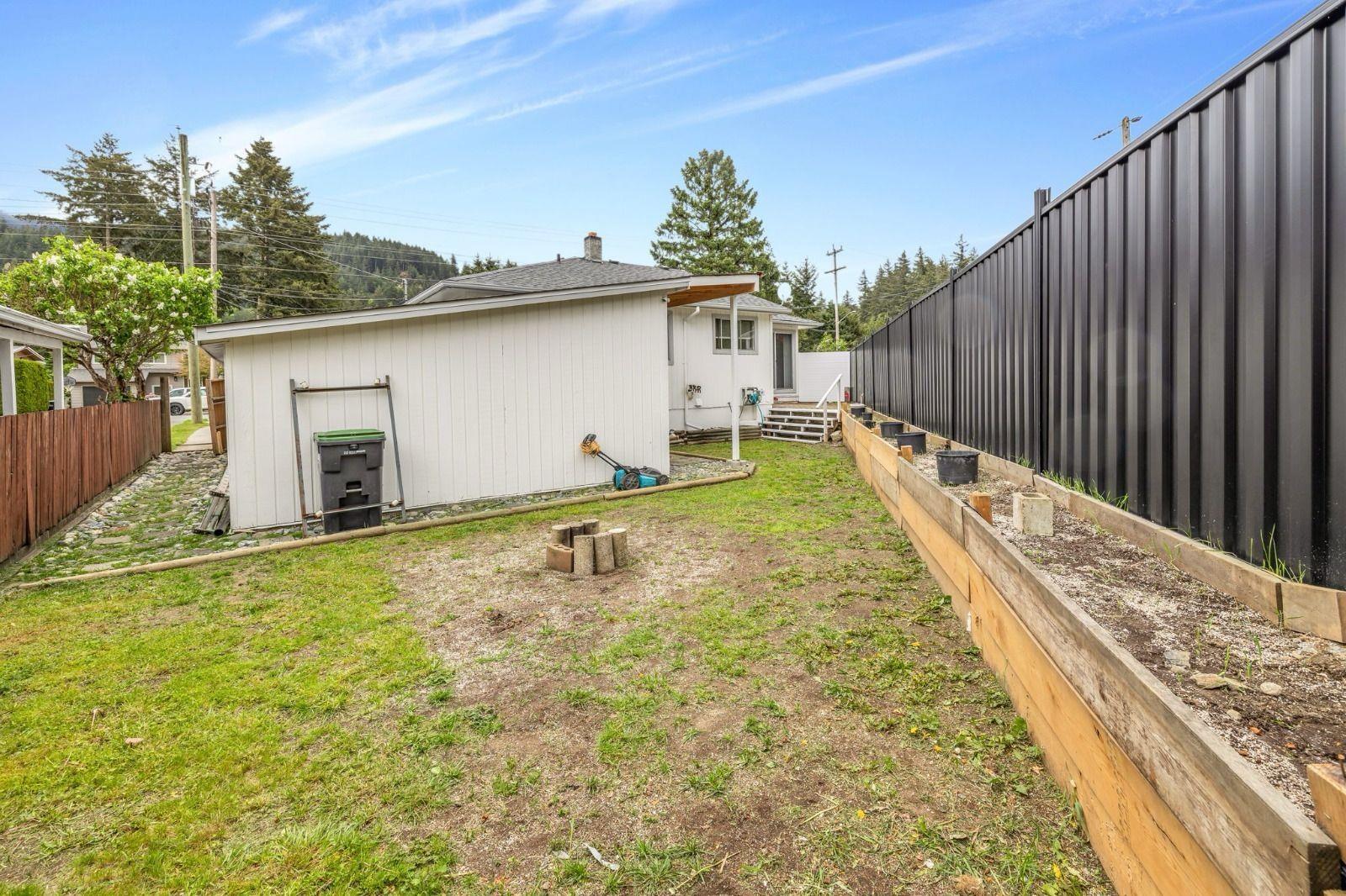 776 7th Avenue, Hope, Hope, British Columbia  V0X 1L4 - Photo 28 - R2973340