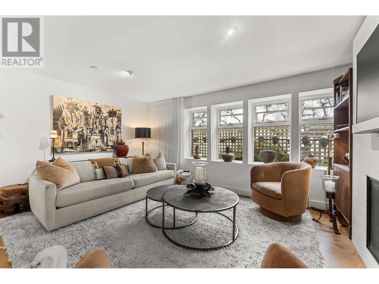 Listing Picture 6 of 33 : 1802 MCNICOLL AVENUE, Vancouver / 溫哥華 - 魯藝地產 Yvonne Lu Group - MLS Medallion Club Member