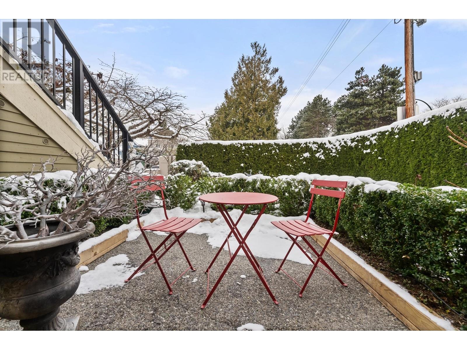 Listing Picture 32 of 33 : 1802 MCNICOLL AVENUE, Vancouver / 溫哥華 - 魯藝地產 Yvonne Lu Group - MLS Medallion Club Member