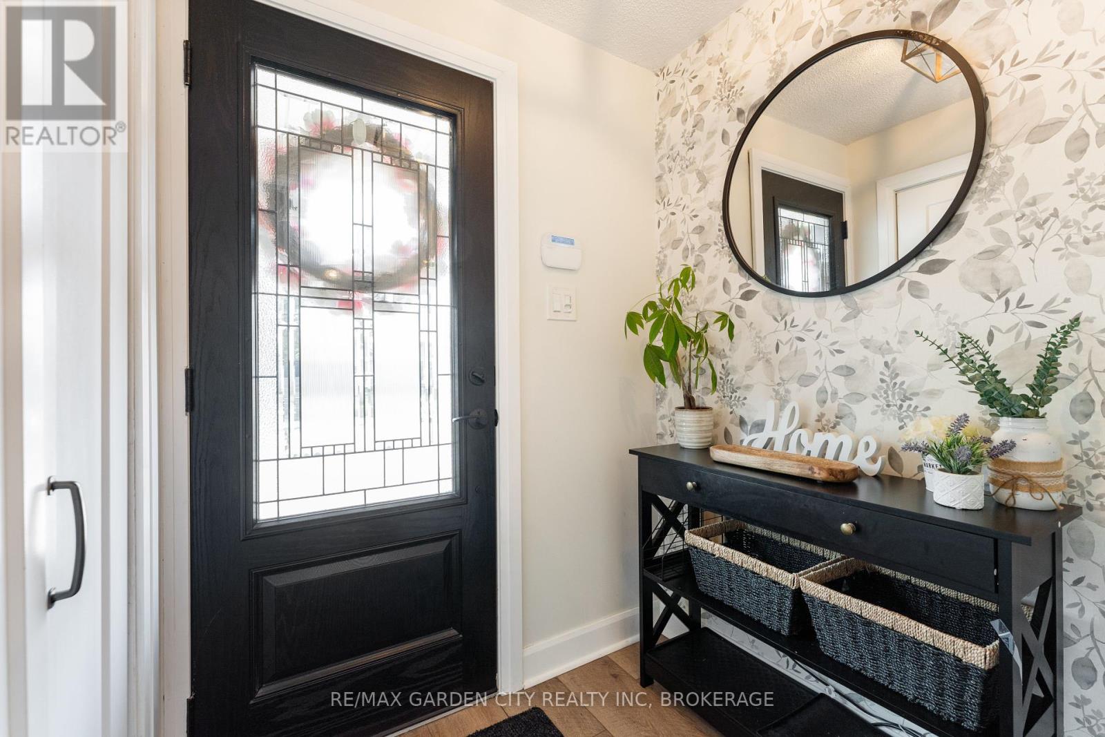 Property at 28 ELBERTA STREET image 3