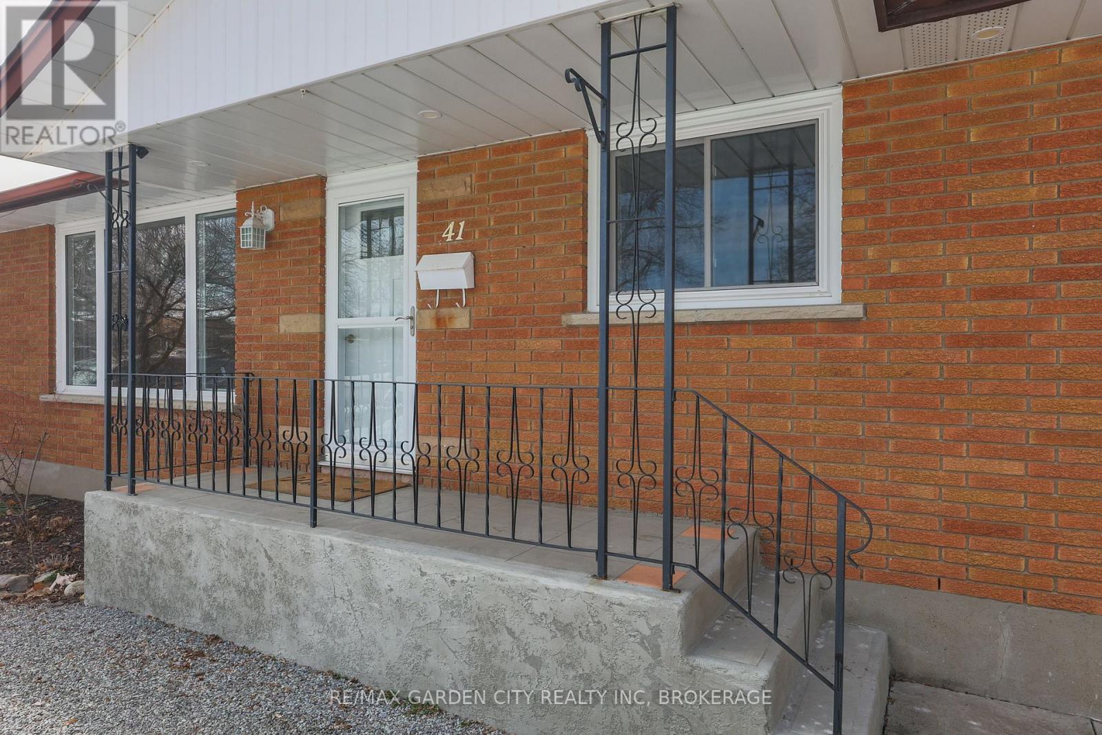 Property at 41 HOWARD AVENUE image 4